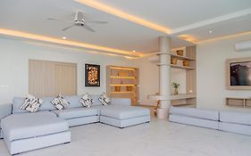 Replay Pool Villa